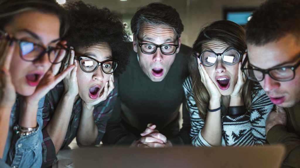 O que significa a expressão "blow your mind" em inglês? - Wizard Idiomas